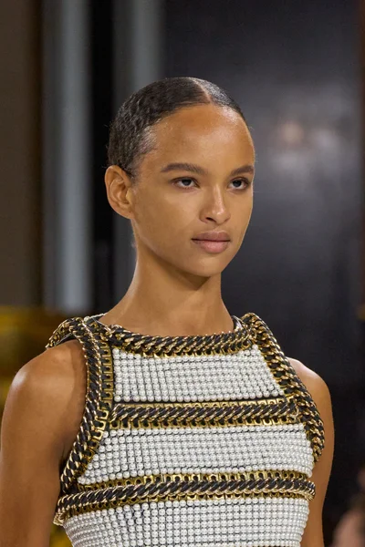 Look 106